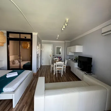Estudio A Pie De Playa En Apartment *